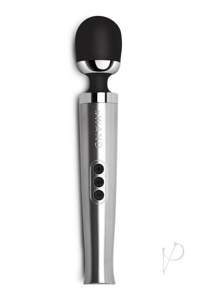 Le Wand Diecast Petite Rechargeable Massager - Silver - Image 2