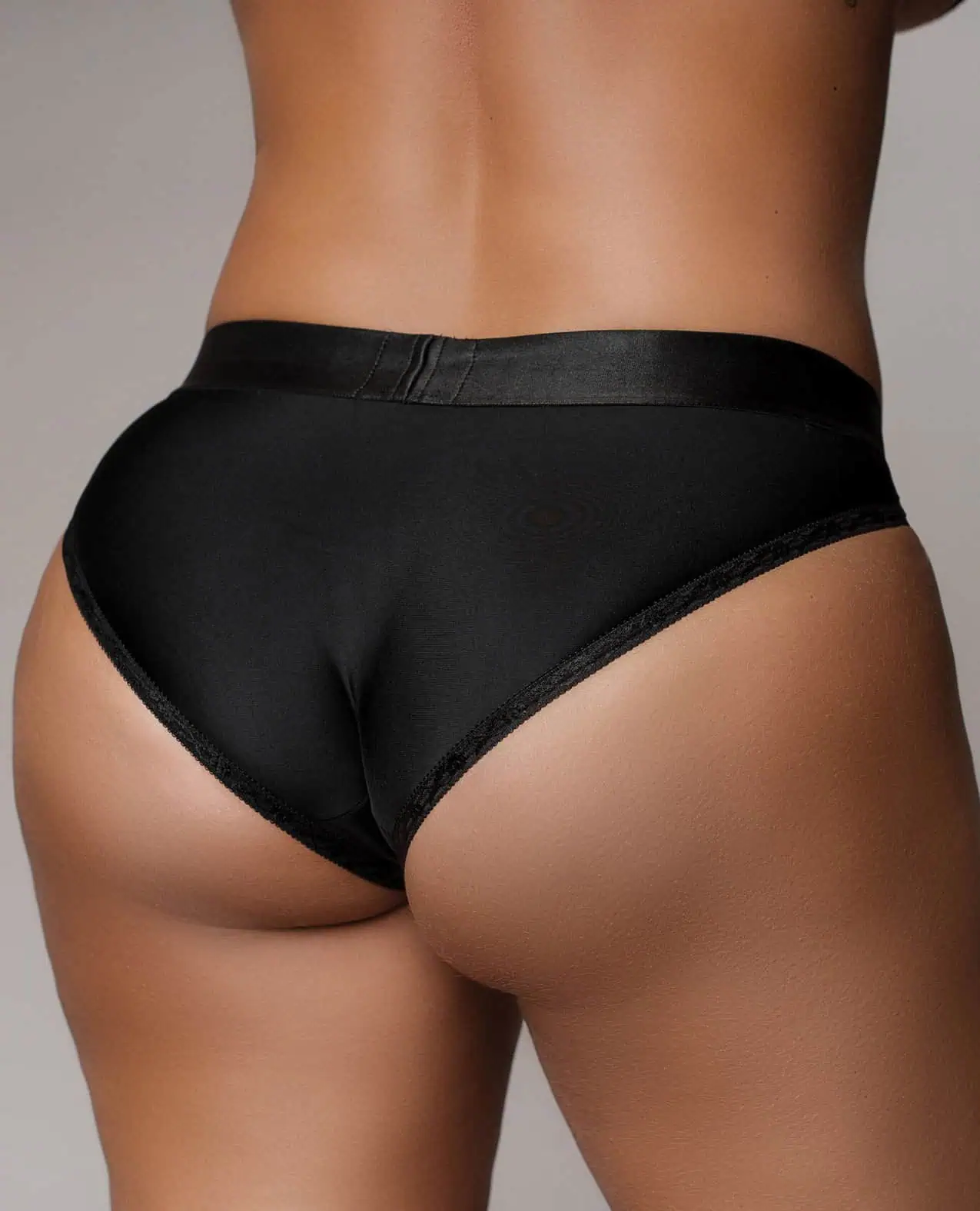 Shots Ouch Vibrating Strap On Hipster - Black XL/XXL - Image 4