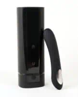 Kiiroo Onyx+ & Pearl2 Interactive Masturbator/Vibrator Kit - Black - Image 3