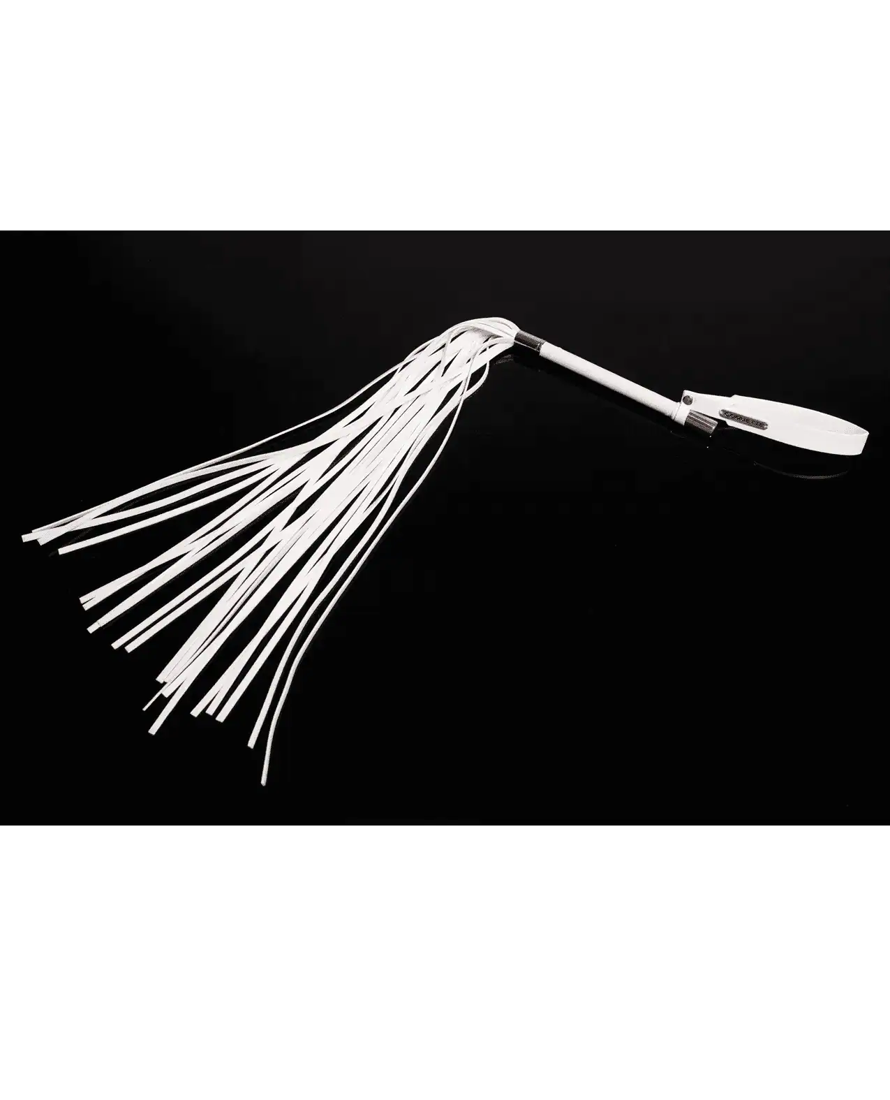 Pleasure Collection Matte Finish Whip – White/Rose Gold